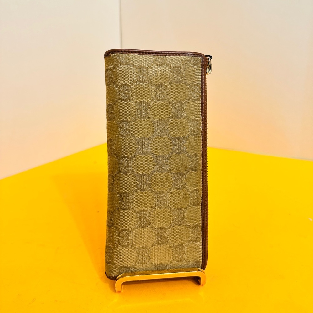 Gucci Beige and Brown Women's Wallet - Picture 11 of 11